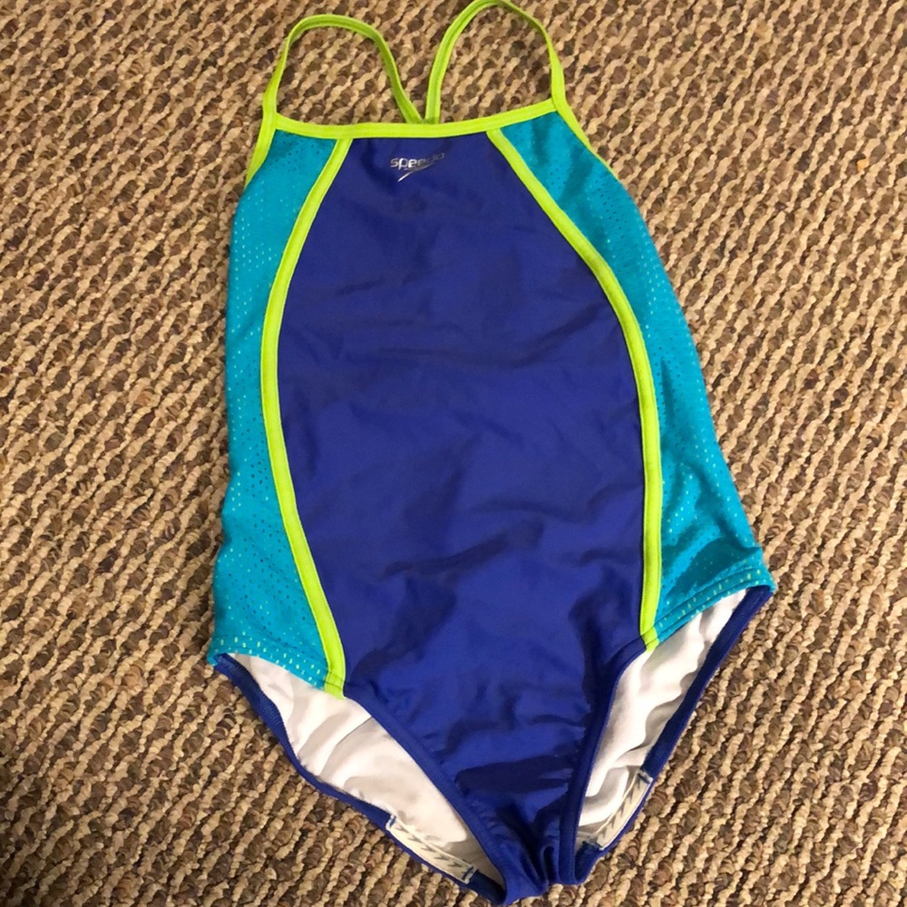 Speedo girls one piece swimsuit
